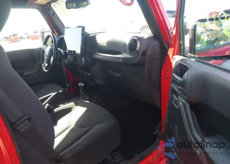 2016 Jeep Wrangler Unlimited Sport из США, поврежденный, VIN 1C4BJWDG7GL284395